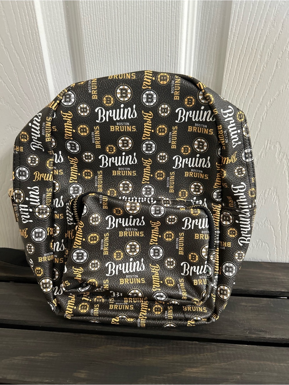 Foco NHL NWT Black Boston Bruins Mini Backpack